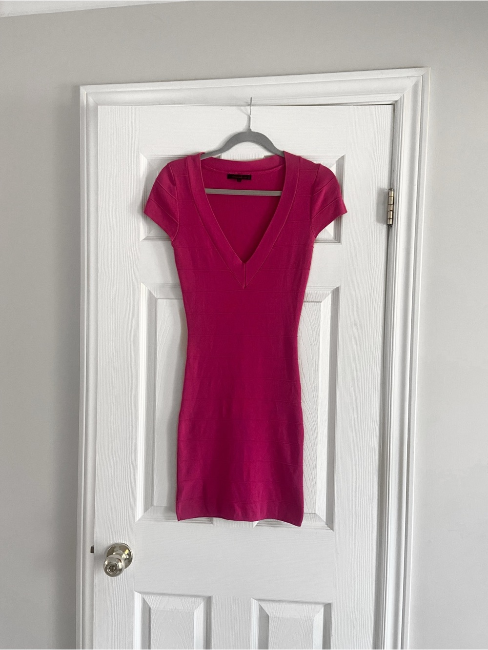 Urban Behaviour | Fuchsia V-Neck Short Sleeve Bodycon Dress - Women's